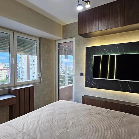 Luxury Modern Апартаменти *