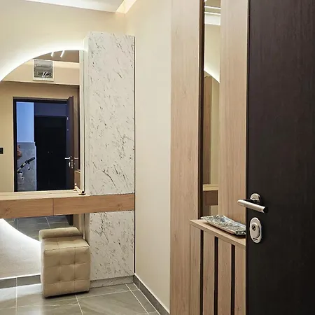 Luxury Modern Apartman Szkopje